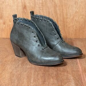 Mata Booties Women's Grey Faux Leather Lace Up Block Heel Ankle Boots 9 boho